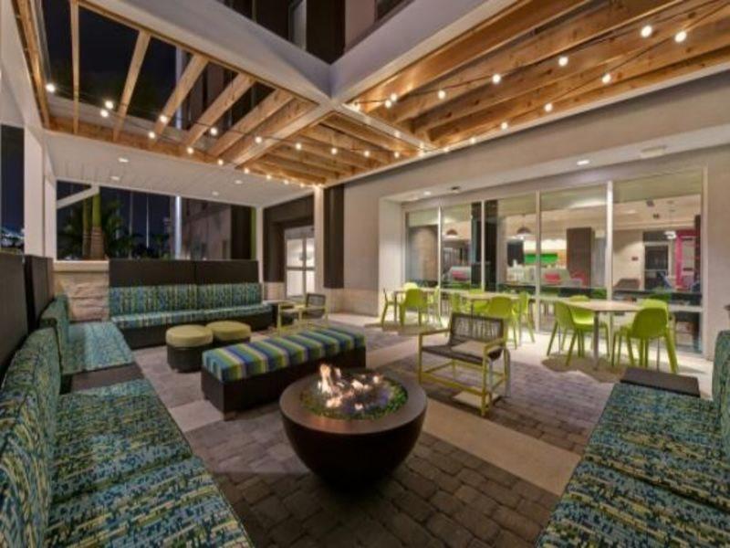 Home2 Suites By Hilton West Palm Beach Airport Cloud Lake Dış mekan fotoğraf