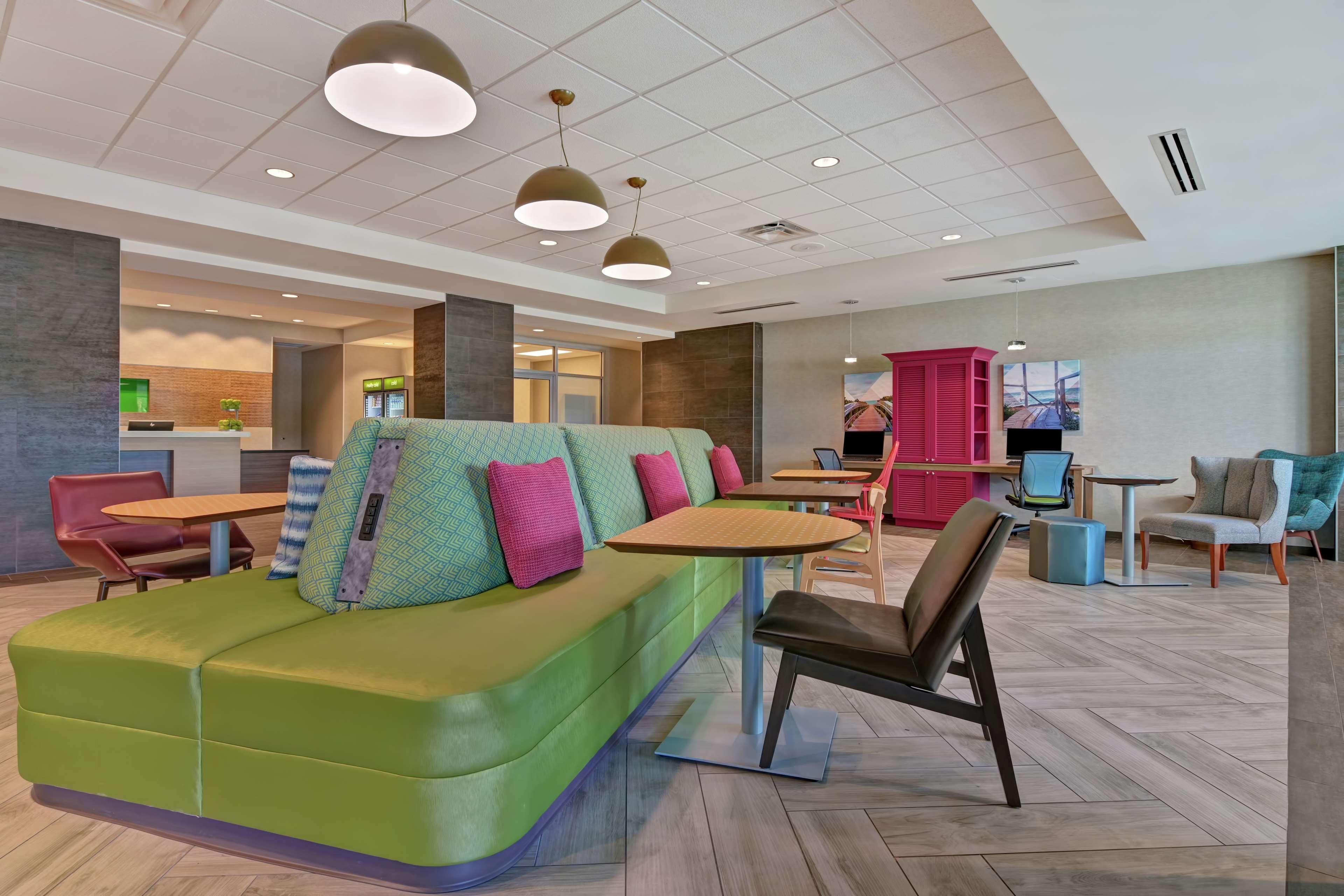 Home2 Suites By Hilton West Palm Beach Airport Cloud Lake Dış mekan fotoğraf