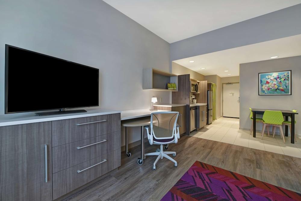 Home2 Suites By Hilton West Palm Beach Airport Cloud Lake Dış mekan fotoğraf