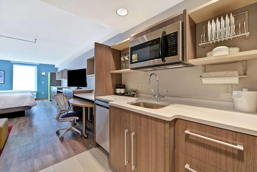 Home2 Suites By Hilton West Palm Beach Airport Cloud Lake Dış mekan fotoğraf