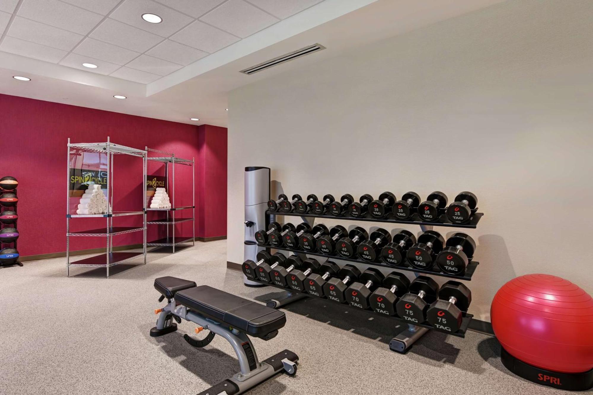 Home2 Suites By Hilton West Palm Beach Airport Cloud Lake Dış mekan fotoğraf