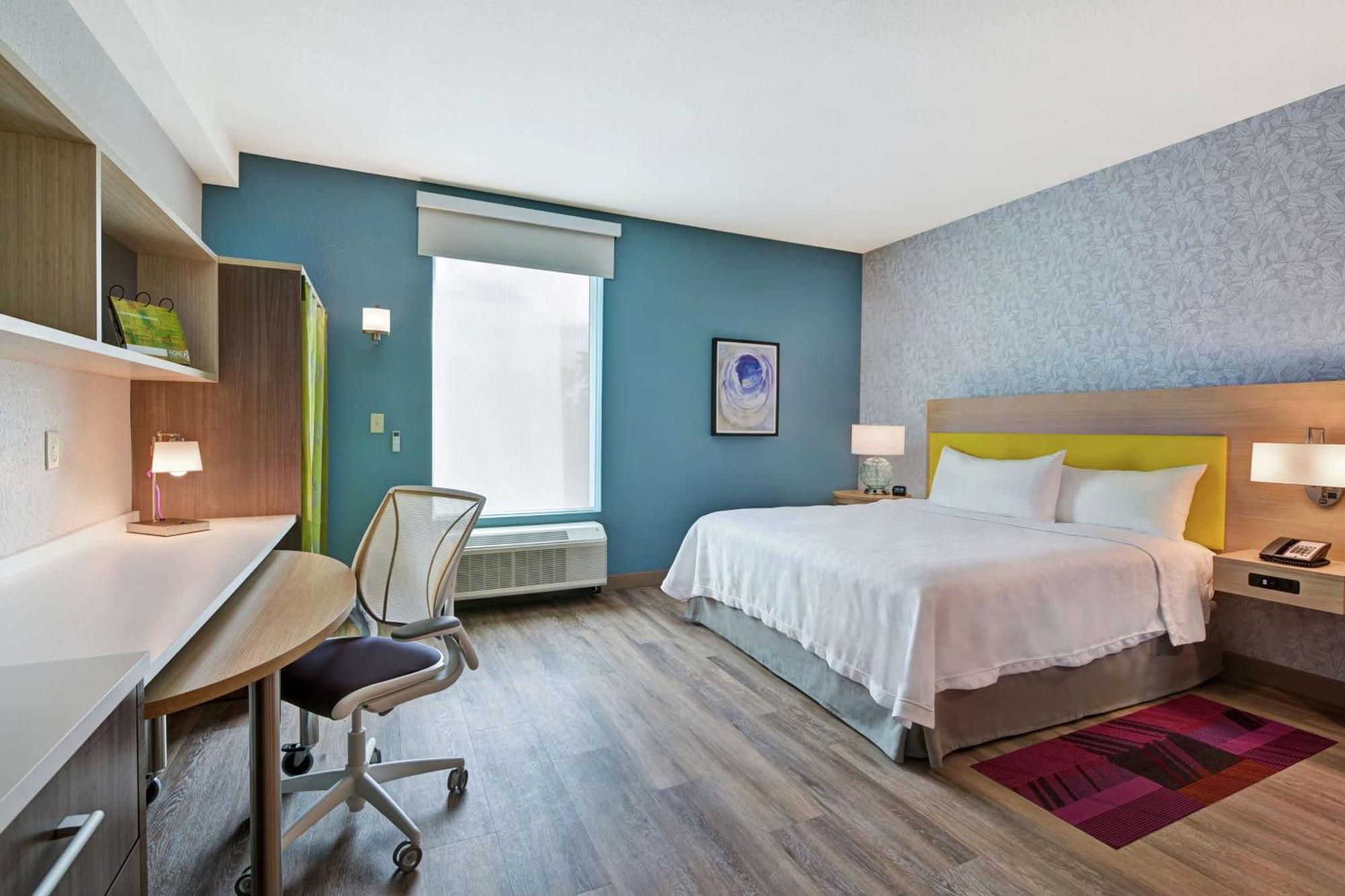 Home2 Suites By Hilton West Palm Beach Airport Cloud Lake Dış mekan fotoğraf